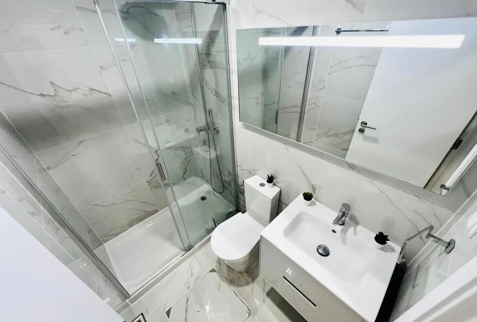 Lisbon Ata Chic Flats Executive Apartment