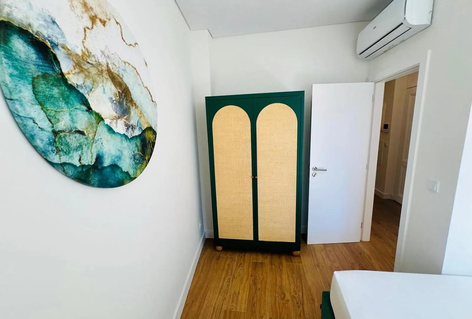 Lisbon Ata Chic Flats Executive Apartment 0*,  Portugal