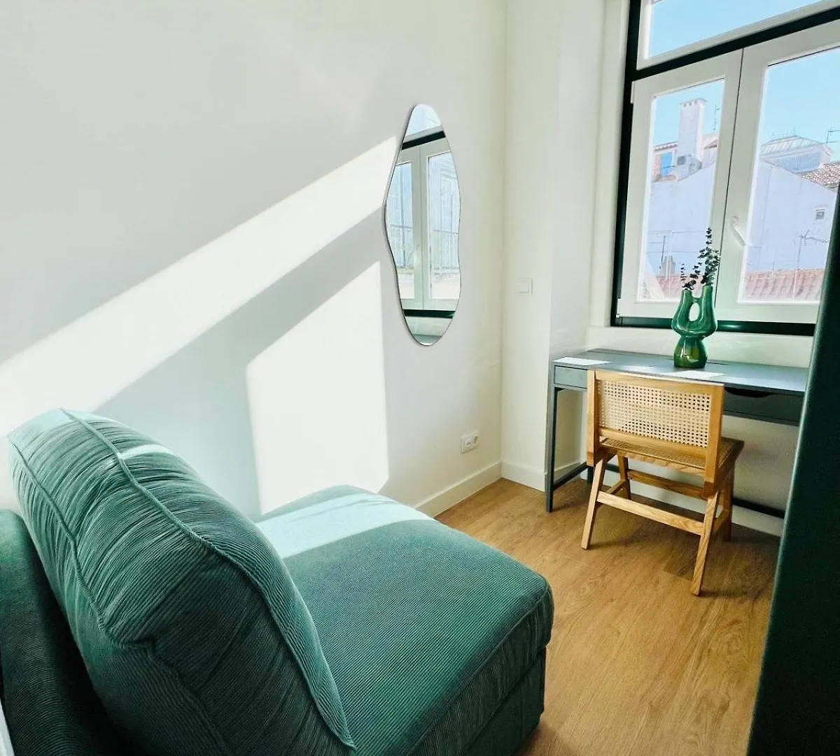 Lisbon Ata Chic Flats Executive Apartment