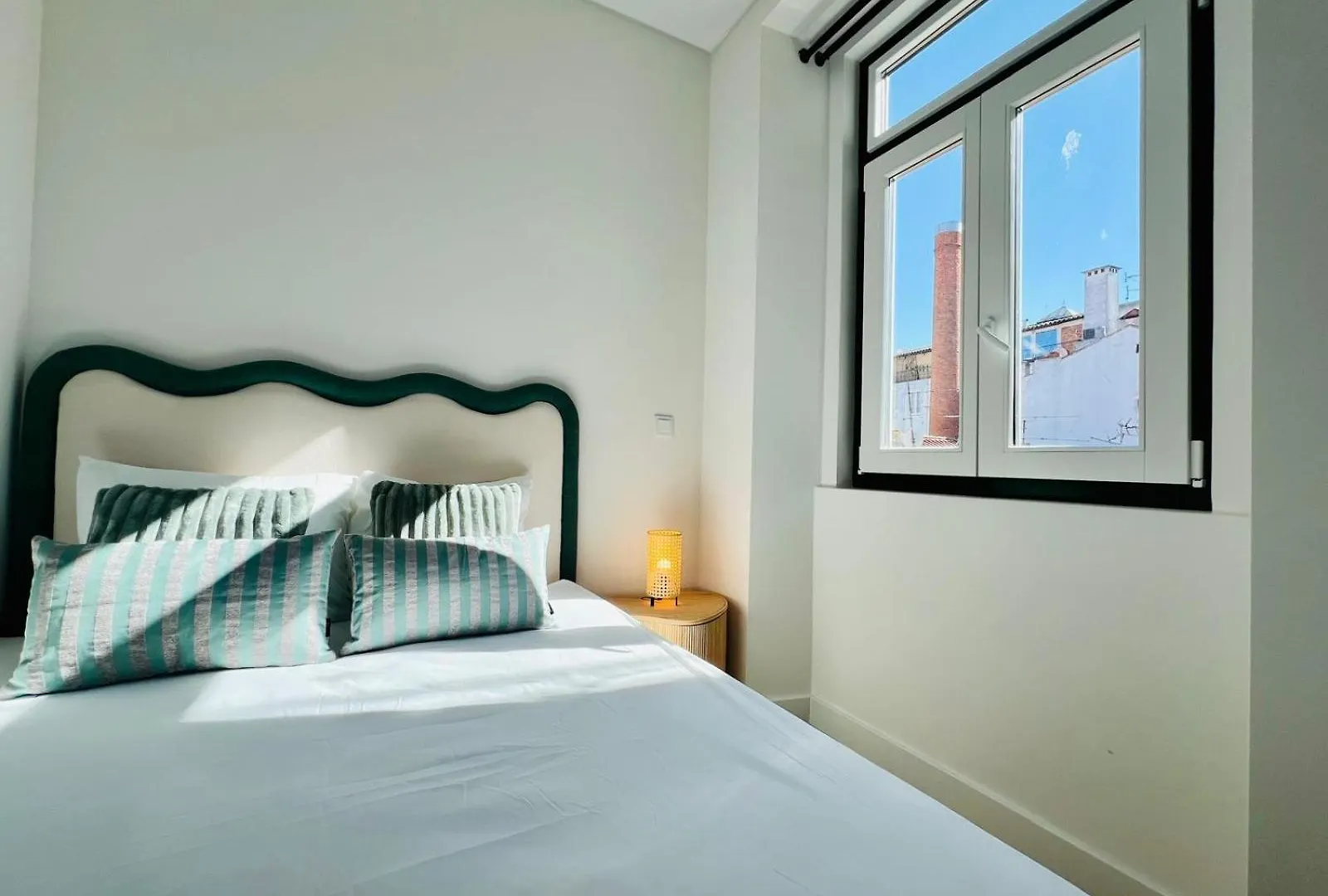 Lisbon Ata Chic Flats Executive Apartment 0*,